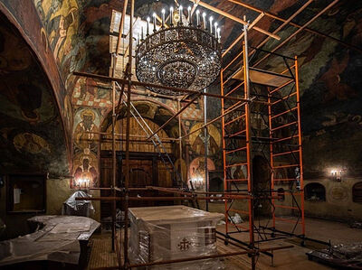 В Сретенском ставропигиальном монастыре восстановят уникальные фрески начала XVIII века