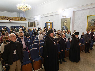 В Александро-Невской лавре начал работу проект «Современное изобразительное церковное искусство»