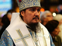 Church is in state of hybrid war because of Ukrainian schismatics, says Polish hierarch