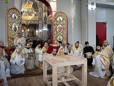 Великое освящение новопостроенного Александро-Невского собора состоялось в Алма-Ате