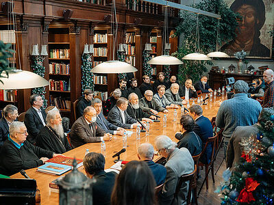 В Сретенской академии состоялась передача издания «Евангелие Достоевского» духовным учебным заведениям Русской Церкви