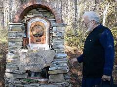 Priest builds 40 stone chapels in Bulgarian forest (+VIDEO)