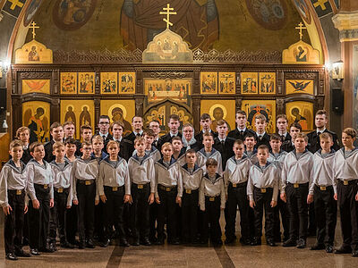 Приглашаем 20 февраля на авторскую экскурсию по выставке «Глагол таинственный небес» и концерт Ушаковского хора