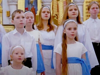 Песню, посвященную святой Царской семье, записали уральские и сербские юные исполнители