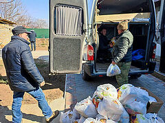 60 tons of humanitarian aid sent to Ukraine from two dioceses in Russia