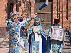 Mariupol: Bright Week patronal feast celebrated in one of most heavily damaged churches