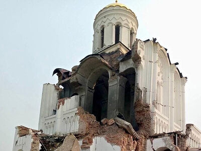 В Донецкой епархии сильно пострадали скиты Святогорской Лавры и два храма