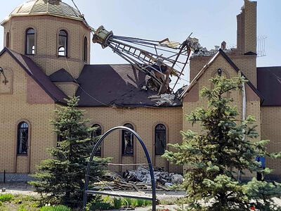 На Донбассе и Сумщине вновь пострадали храмы от обстрелов