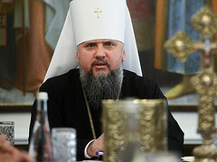 Schismatics create their own “Kiev Caves Lavra” on paper, hope to take a church from the canonical Lavra