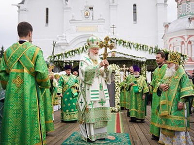 В день 600-летия обретения мощей преподобного Сергия Радонежского Предстоятель Русской Церкви возглавил служение Литургии в Троице-Сергиевой лавре