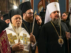 Schismatics call for Constantinople to dethrone Patriarch Kirill