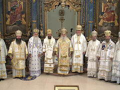 Hierarchs of 6 Local Churches concelebrate Transfiguration Liturgy in Budapest