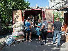 Крымская митрополия доставила гуманитарную помощь на Донбасс, в Запорожскую и Херсонскую области. Информационная сводка о помощи беженцам (от 31 августа 2022 года)