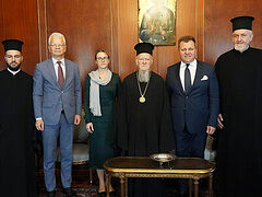 Patriarch Bartholomew receives Lithuanian politicians seeking to subject Church to Constantinople