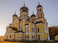 Moldovan monastery celebrates 30th anniversary of revival (+VIDEO)