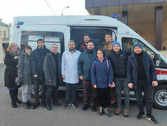 Добровольцы Сретенской духовной академии выехали в Мариуполь ухаживать за больными