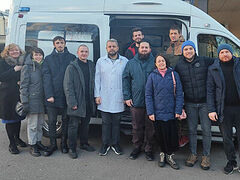 Sretensky seminarians on medical mission to Mariupol