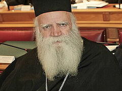 Greek Metropolitan found not guilty of having church during pandemic
