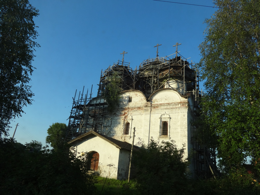 A church being restored in the Kargopol hinterlands