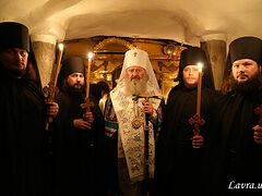 Monastic tonsures celebrated at Kiev Caves Lavra