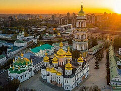 Kiev Caves Lavra defends its right to use churches of Upper Lavra
