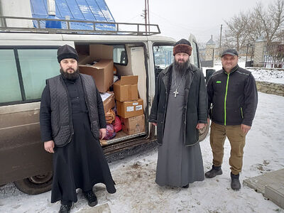 Северодонецкая епархия раздала продукты и вещи первой необходимости жителям Лисичанска. Информационная сводка о помощи беженцам (от 17 января 2023 года)