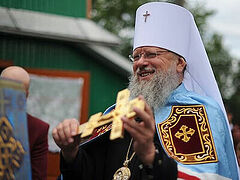 Ukrainian hierarch taking Pres. Zelensky to court for canceling citizenship of 13 bishops
