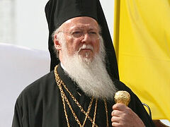 Patriarch Kirill says Constantinople is geopolitical tool, Patriarch Bartholomew says it’s not