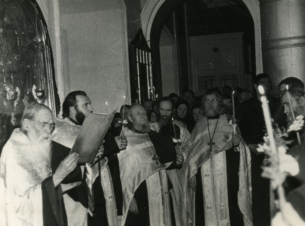 Служба на приходе Псковской епархии, 1970