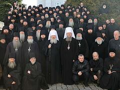 Kiev Caves brotherhood appeals for end to state persecution