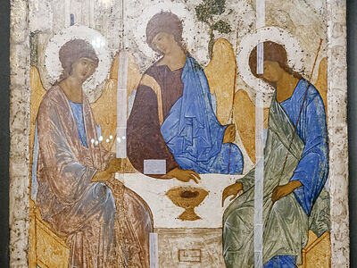 Митрополит Тихон прокомментировал передачу Церкви иконы Святой Троицы из Третьяковской галереи