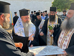 Greece: New monastery to be built in Peristeri, bishop lays foundation stone