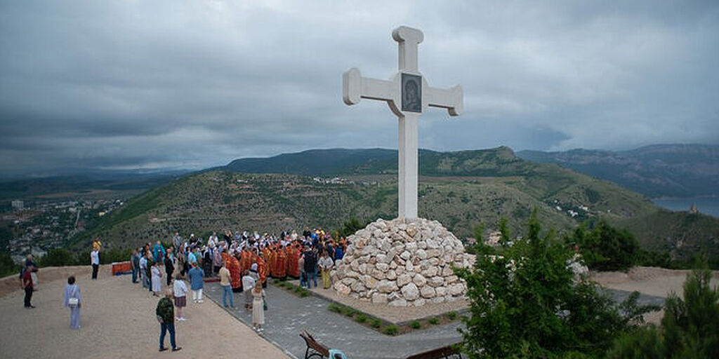 Крым человек на горе