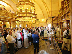 Three hierarchs consecrate new Romanian church in Germany (+VIDEO)