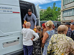 Специальный центр Крымской митрополии доставил десять тонн помощи в Голую Пристань и окрестные села. Информационная сводка о помощи беженцам (от 30 июня 2023 года)