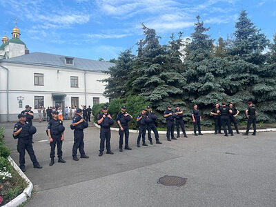 В Русской Православной Церкви осудили действия силовиков в Киево-Печерской лавре