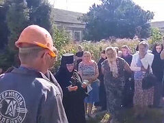 Authorities cut off electricity to Western Ukrainian convent