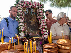 Panagia Pantanassa Icon honored at Vatopedi metochion