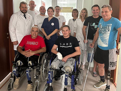 32 пациента из зоны конфликта прошли протезирование в церковной Больнице Святителя Алексия. Информационная сводка о помощи беженцам (за 7-9 октября 2023 года)