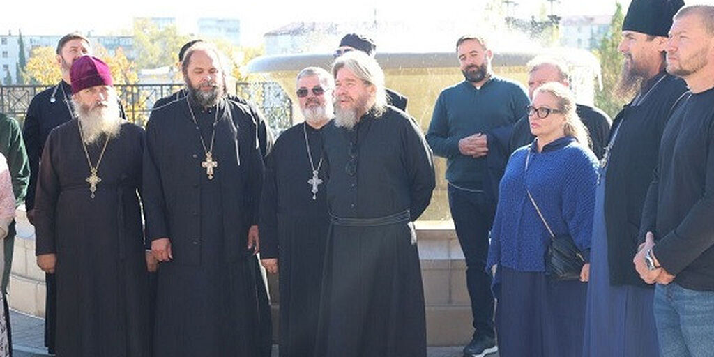 Митрополит Тихон провел экскурсию по «Херсонесу Таврическому ...