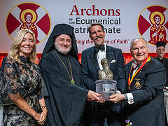 Constantinople group bestows human rights award upon King Charles-founded organization