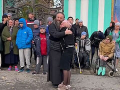 Armed security forces surround Ukrainian monastery that is home to hundreds of orphans (+VIDEO)