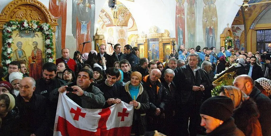 Большая грузинская храм георгия. Храм Георгия Победоносца в грузинах. Храм Святого Георгия в грузинах. Грузинская Церковь в Москве. Георгиевская Церковь Москва большая Грузинская.