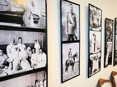 В Ливадии проходит выставка «Царская семья. Любовь и милосердие»