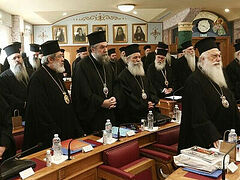 Greek hierarch unanimously condemns gay marriage and adoption