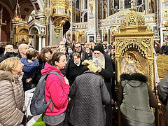 Greece: Thousands venerate relics of St. Seraphim of Sarov in Piraeus