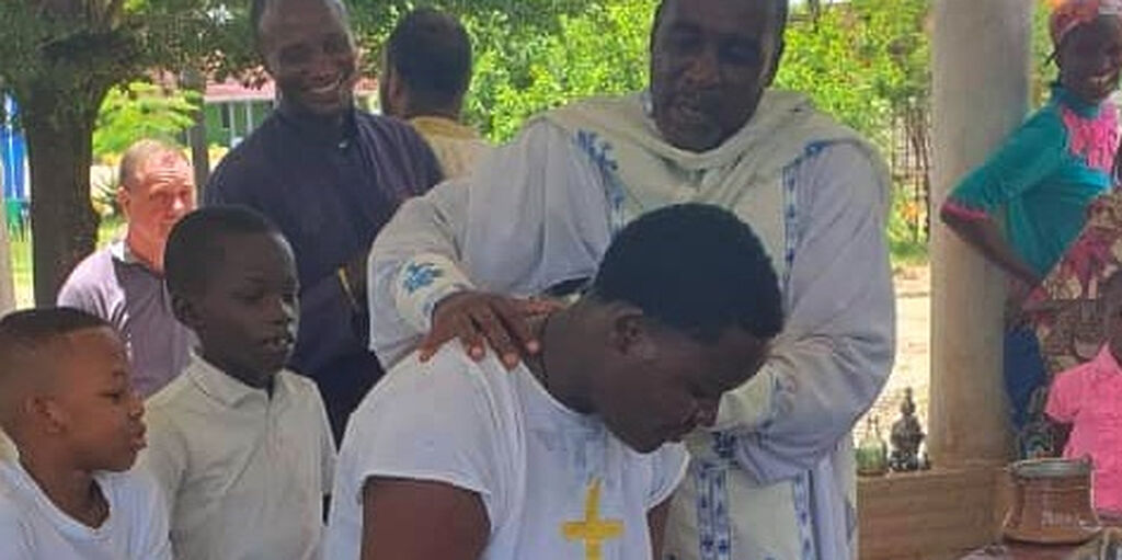 Mass Baptism celebrated in Zambia / OrthoChristian.Com