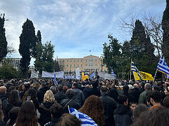 Thousands rally against gay marriage bill on Athens’ central square