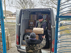 Специальный центр Крымской митрополии доставил около 5 тонн помощи в Херсонскую область. Информационная сводка о помощи беженцам (за 15-16 февраля 2024 года)