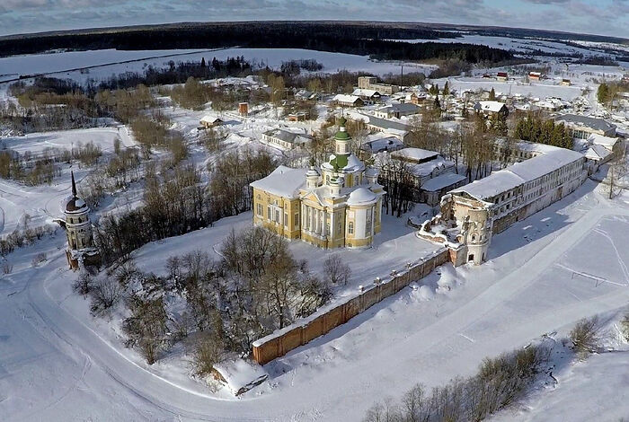 Тотемский Спасо Суморин монастырь